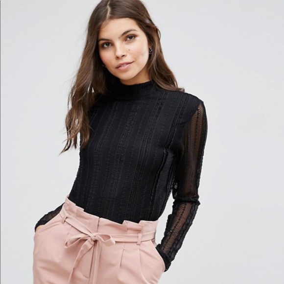 Long Sleeve Lace Blouse - Picture 2 of 7